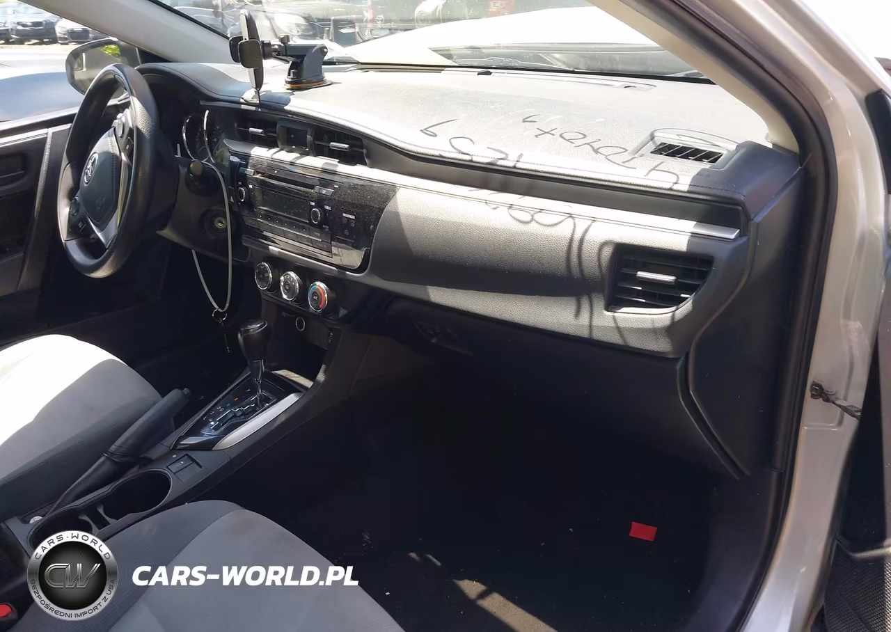 2014 Toyota Corolla L VIN:5YFBURHE0EP113364 - 5