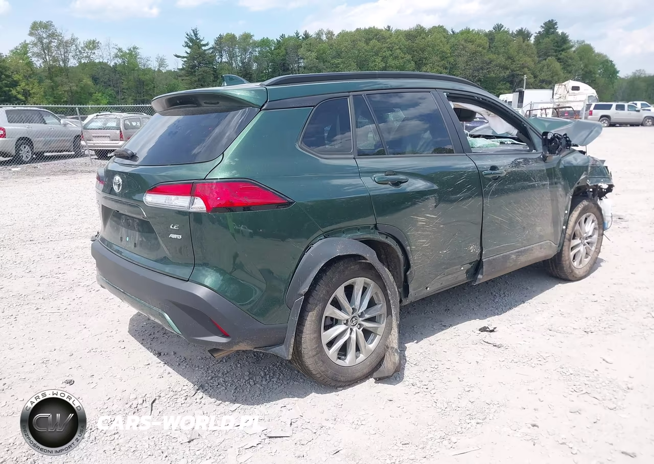 2024 Toyota Corolla Cross Le VIN:7MUCAABG7RV082559 - 4