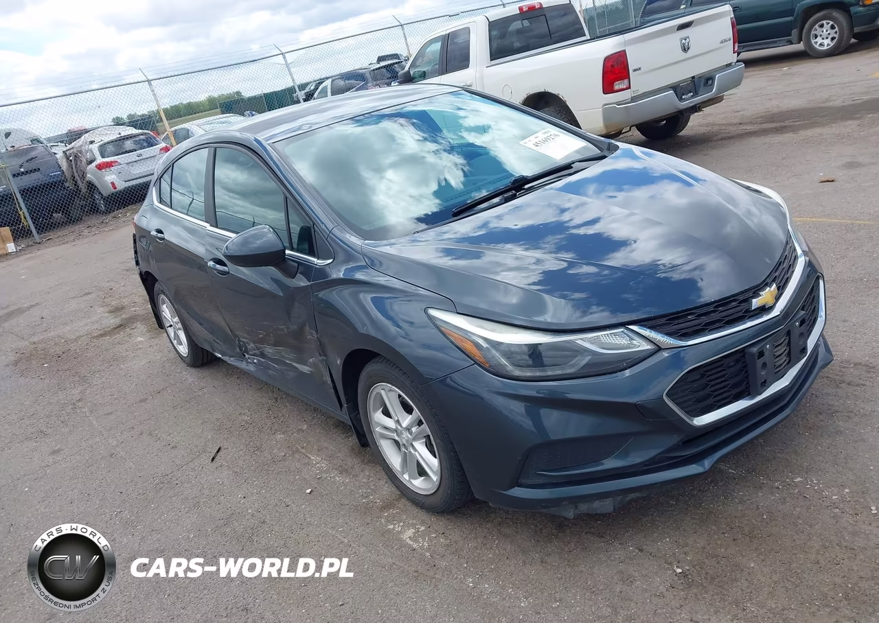 2018 Chevrolet Cruze Lt Auto – zdjęcie 1 z 16