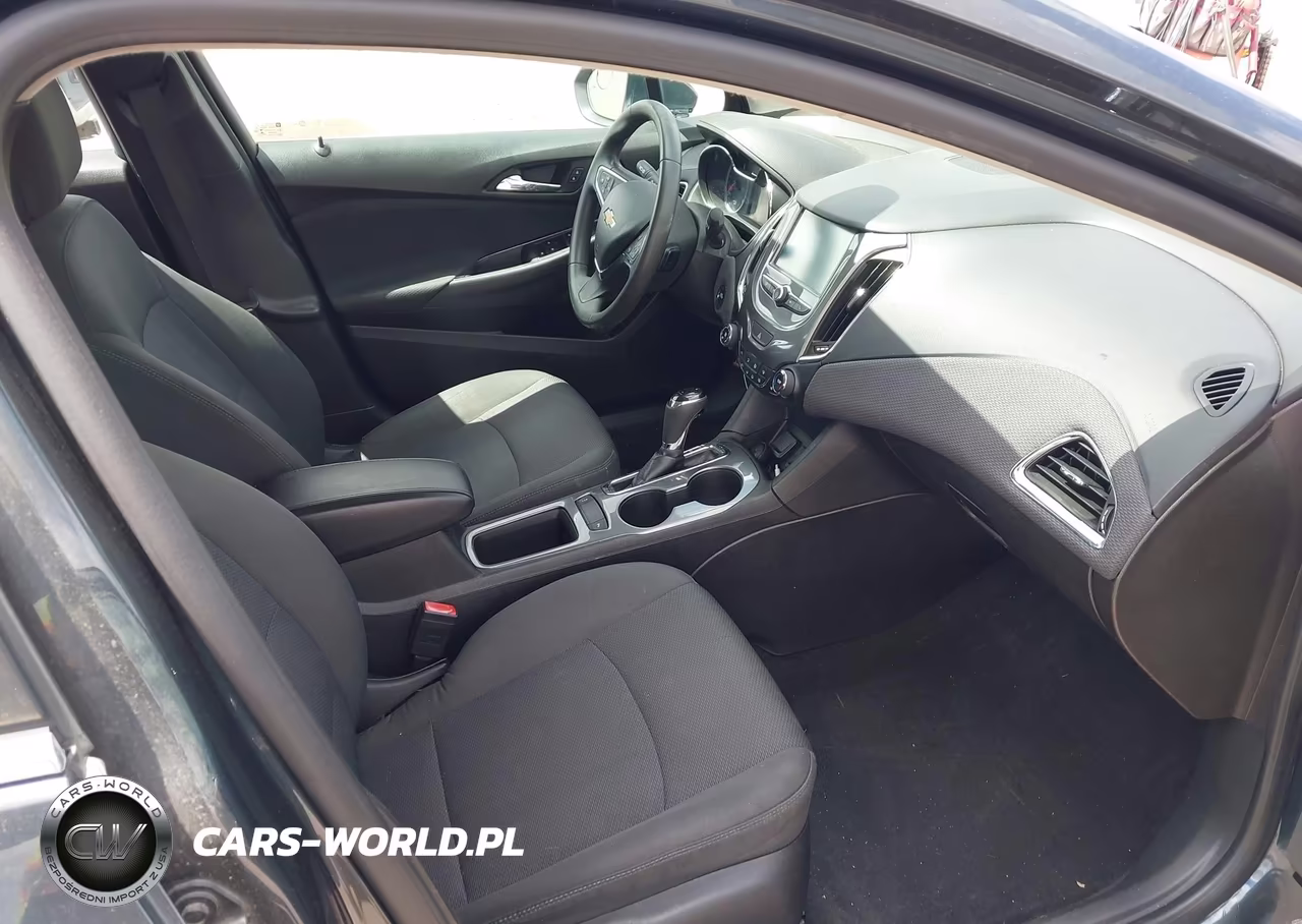 2018 Chevrolet Cruze Lt Auto VIN:3G1BE6SM9JS557618 - 5