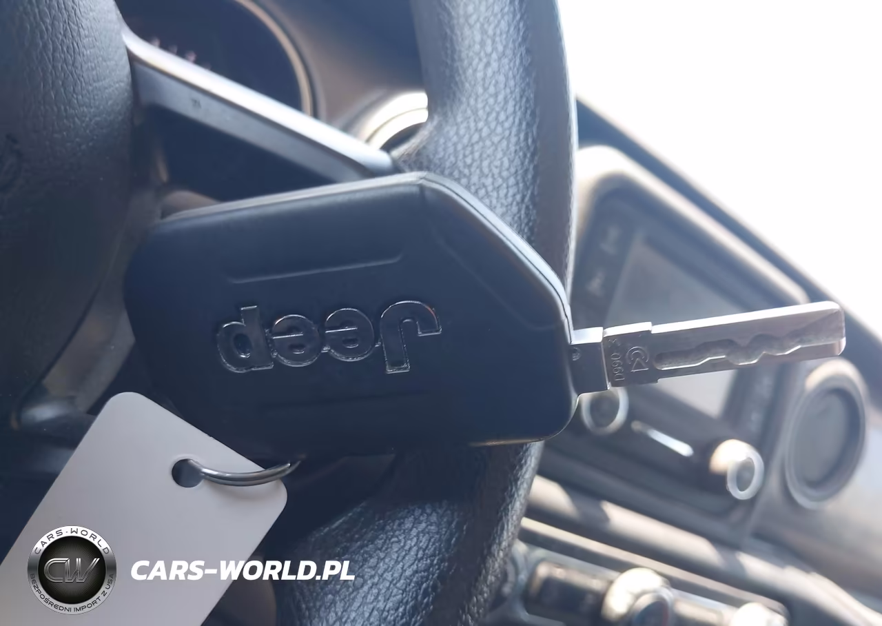 2021 Jeep Gladiator Sport 4X4 VIN:1C6HJTAG6ML575860 - 11