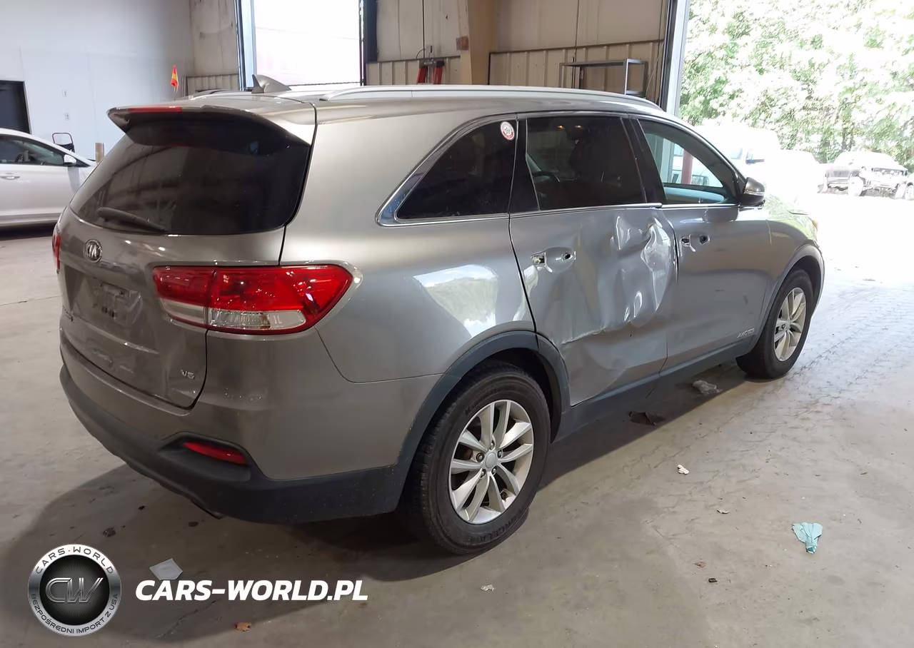 2016 Kia Sorento 3.3L Lx VIN:5XYPGDA55GG161816 - 4