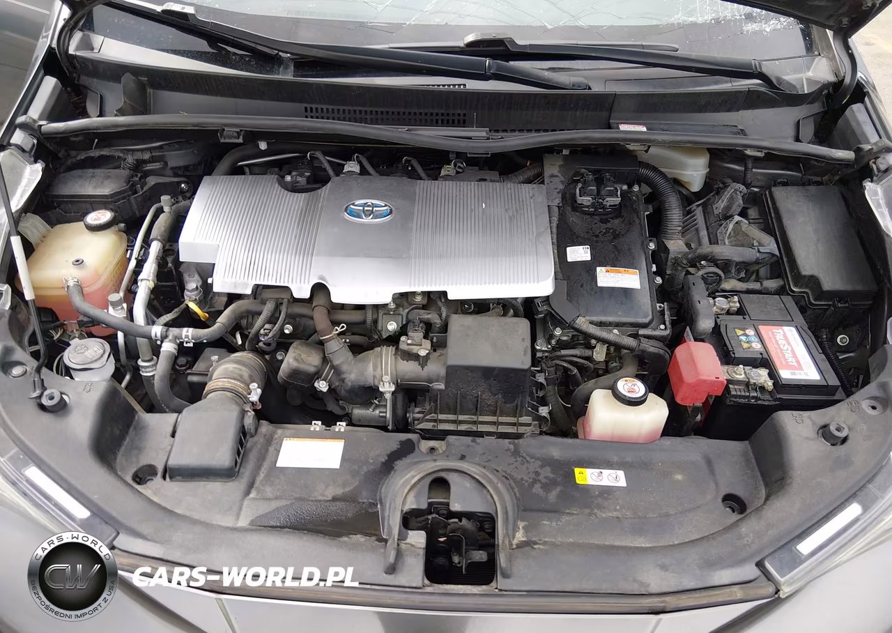 2018 Toyota Prius Two VIN:JTDKBRFUXJ3075662 - 10