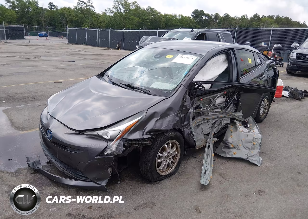 2018 Toyota Prius Two VIN:JTDKBRFUXJ3075662 - 2