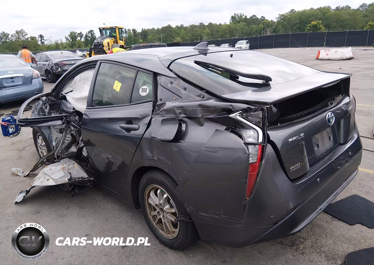 2018 Toyota Prius Two VIN:JTDKBRFUXJ3075662 - 3