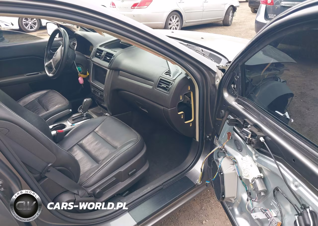 2010 Ford Fusion Hybrid VIN:3FADP0L34AR304720 - 5