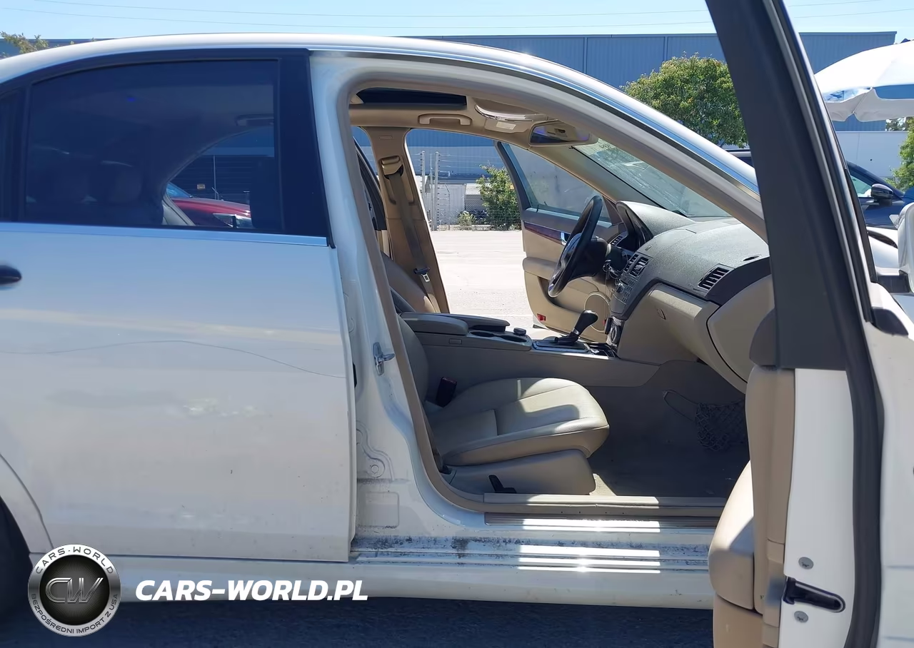 2010 Mercedes-Benz C 300 Sport VIN:WDDGF5EB7AF409041 - 5