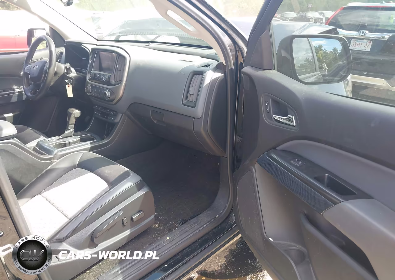 2015 Chevrolet Colorado Z71 VIN:1GCGTCE36F1243938 - 5