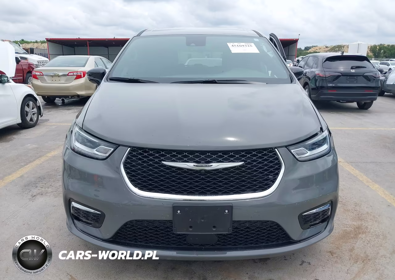 2025 Chrysler Pacifica Select VIN:2C4RC1BG3SR535850 - 13
