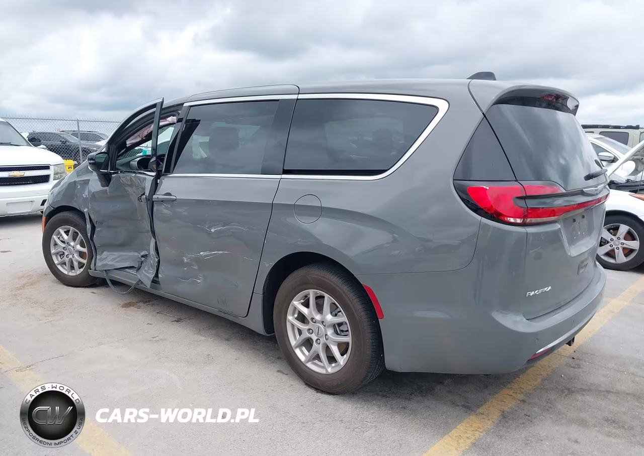 2025 Chrysler Pacifica Select VIN:2C4RC1BG3SR535850 - 3