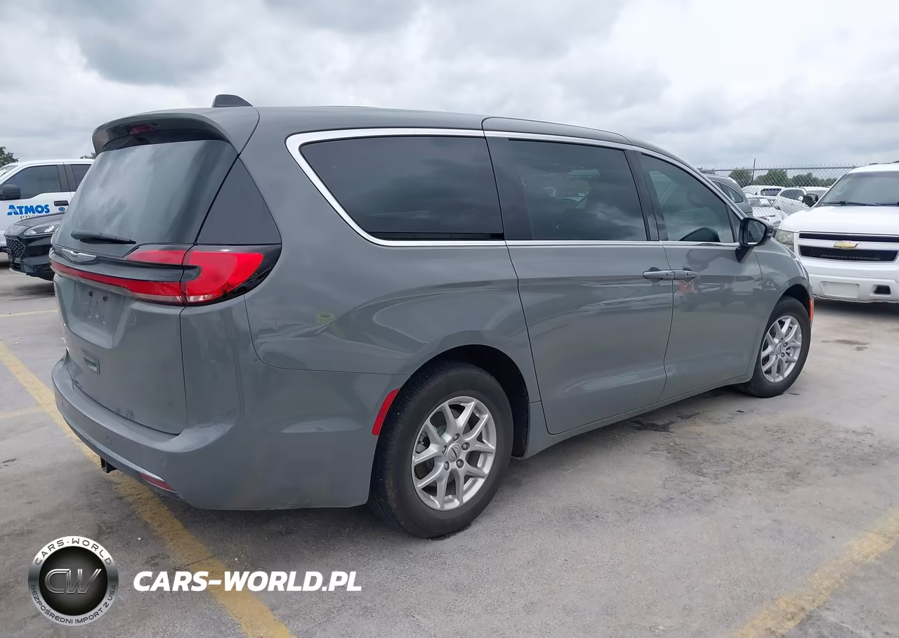 2025 Chrysler Pacifica Select VIN:2C4RC1BG3SR535850 - 4