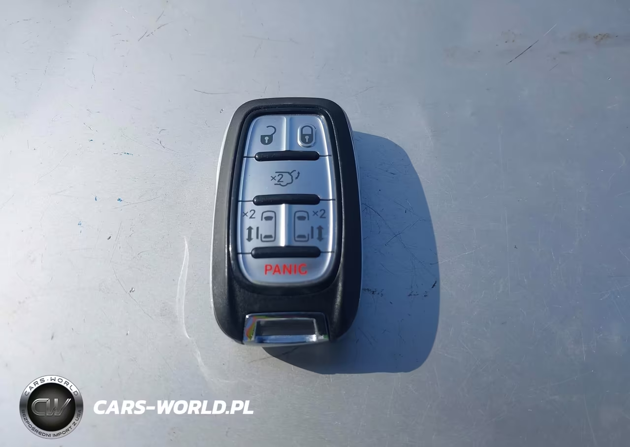 2017 Chrysler Pacifica Touring VIN:2C4RC1DG9HR544266 - 11