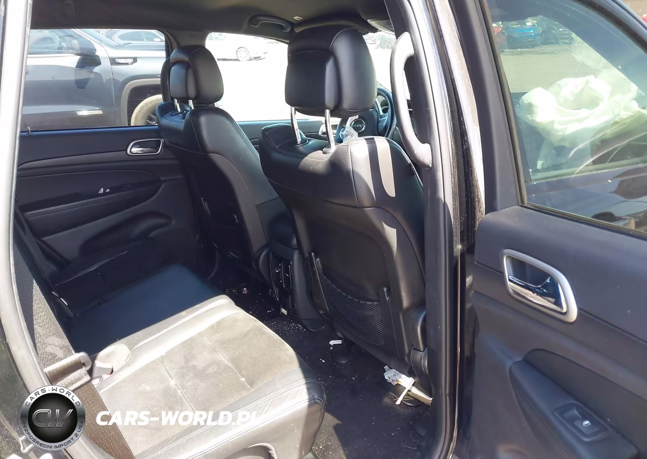 2017 Jeep Grand Cherokee Altitude 4X4 VIN:1C4RJFAGXHC819255 - 8