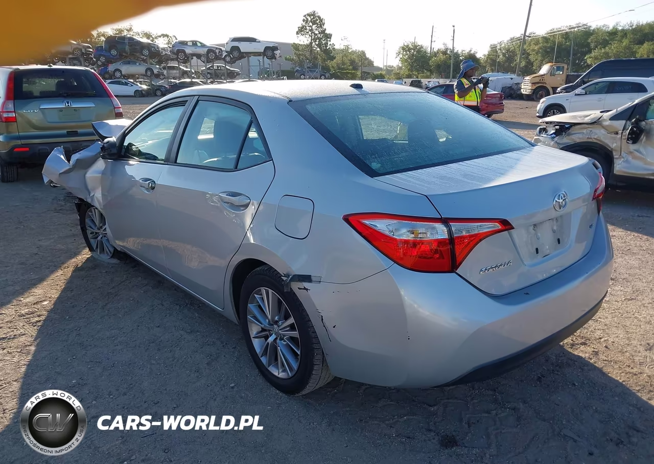 2015 Toyota Corolla Le Premium VIN:2T1BURHE7FC361158 - 3