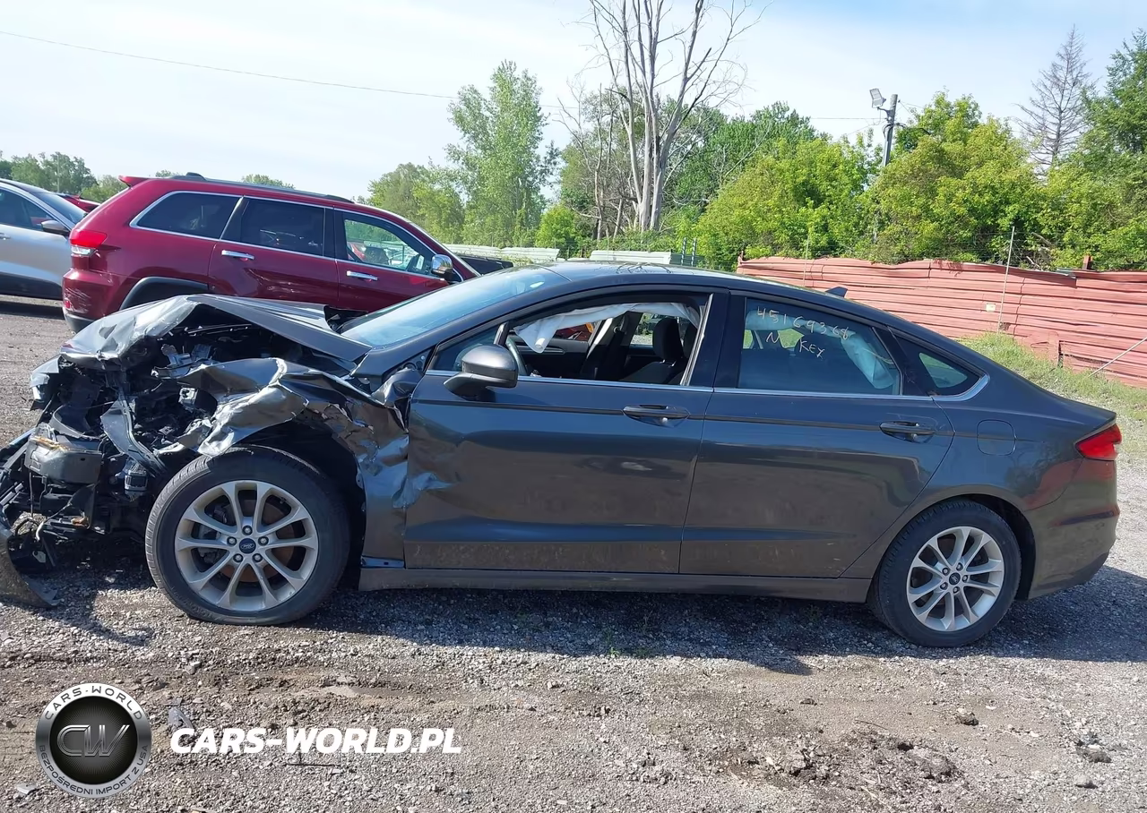 2020 Ford Fusion Se VIN:3FA6P0HD9LR109323 - 15
