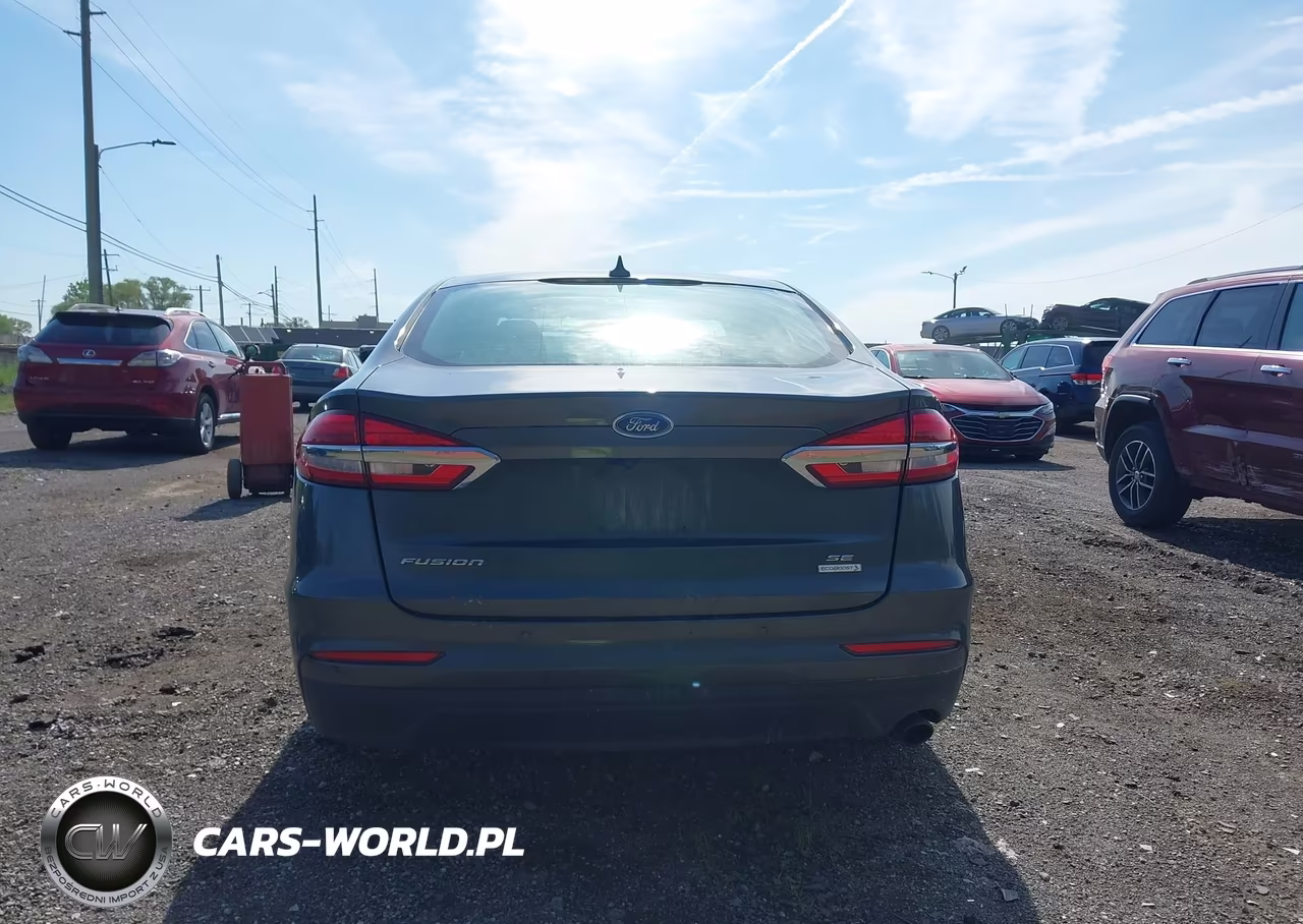 2020 Ford Fusion Se VIN:3FA6P0HD9LR109323 - 17
