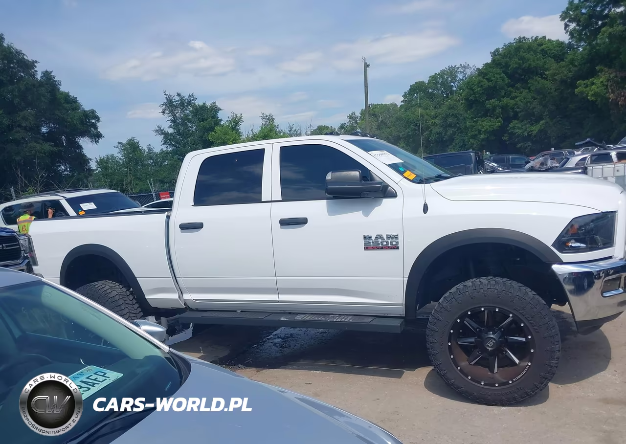 2018 Ram 2500 Tradesman 4X4 6'4 Box VIN:3C6UR5CJXJG116397 - 13