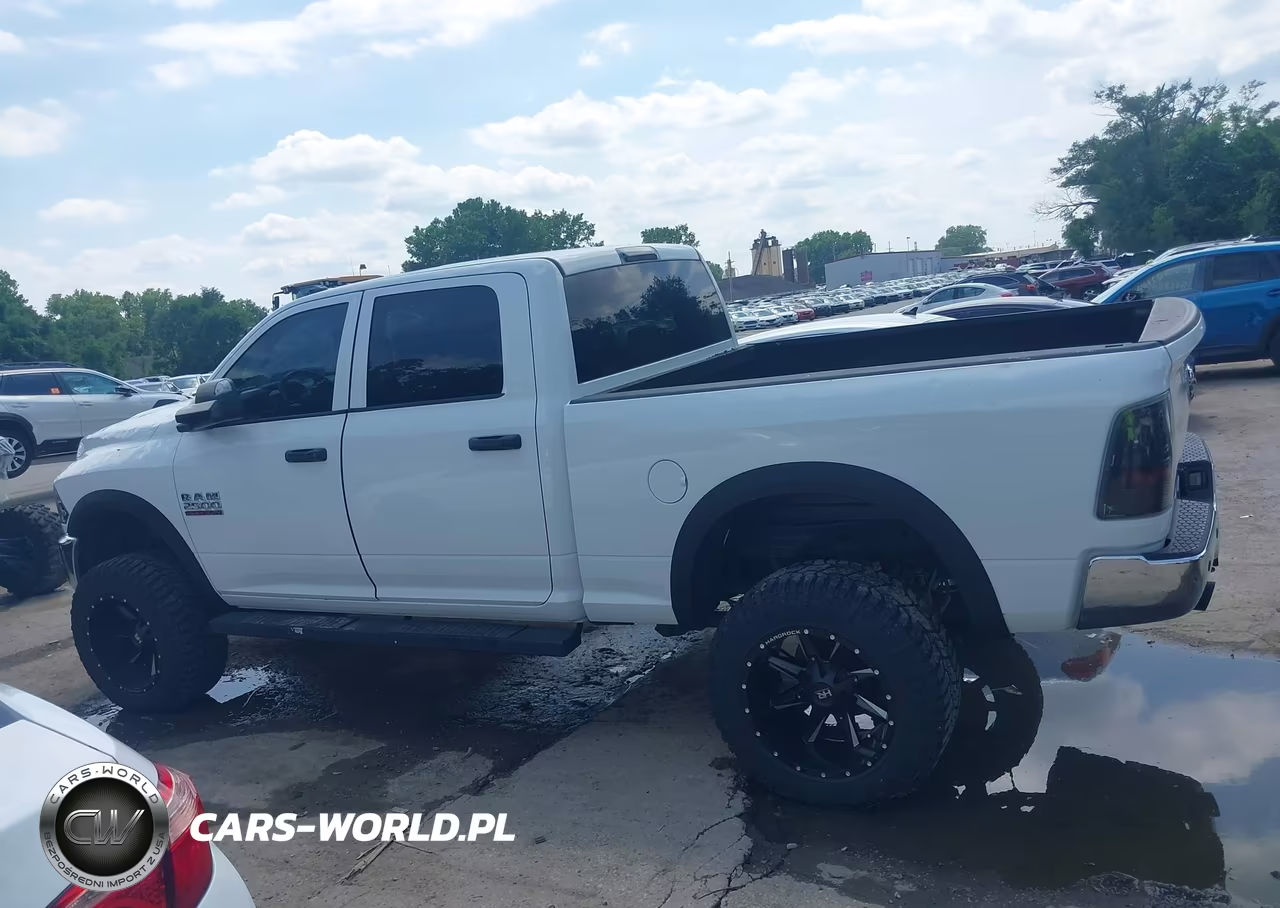 2018 Ram 2500 Tradesman 4X4 6'4 Box VIN:3C6UR5CJXJG116397 - 14