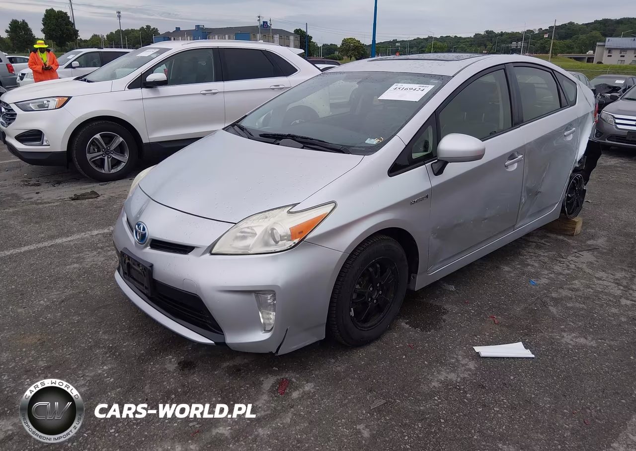 2013 Toyota Prius Four VIN:JTDKN3DU2D5545750 - 2