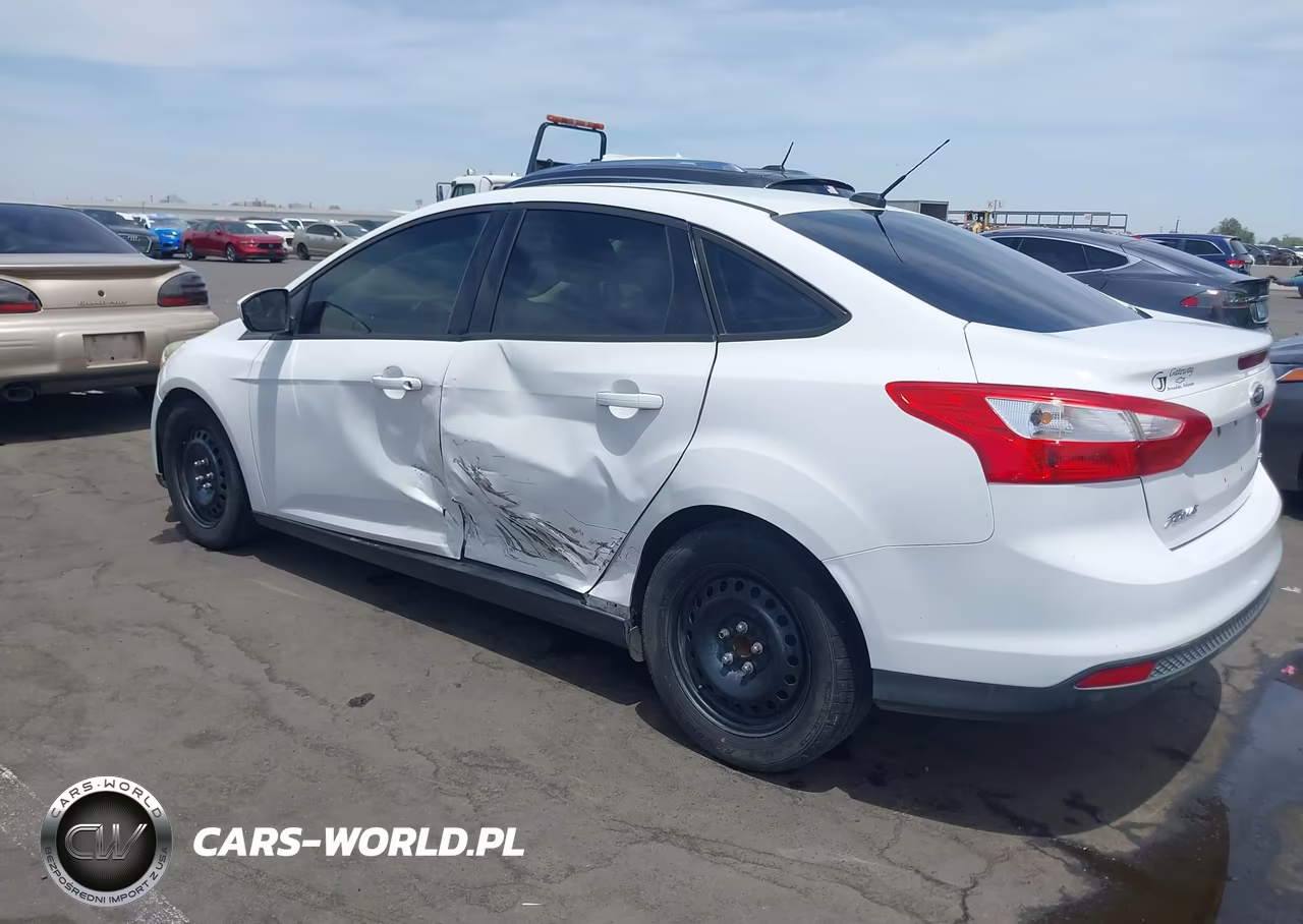 2012 Ford Focus Se VIN:1FAHP3F23CL338249 - 6