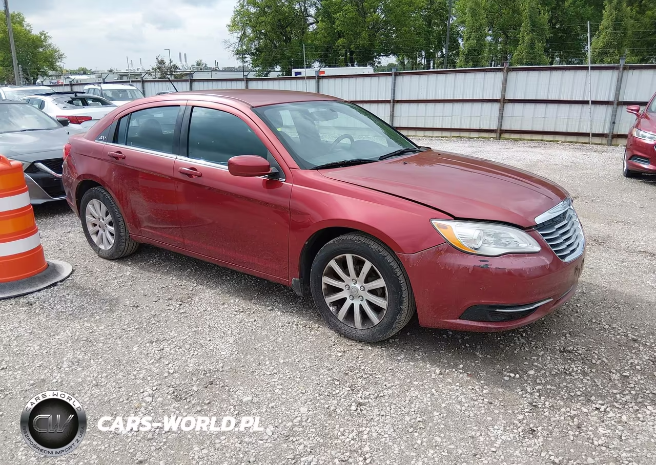 2014 Chrysler 200 Touring – zdjęcie 1 z 11