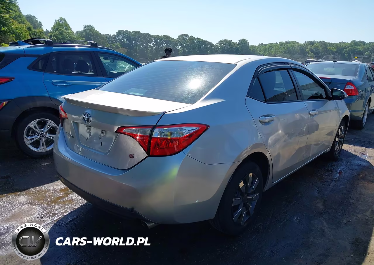 2016 Toyota Corolla S VIN:5YFBURHE9GP455060 - 4