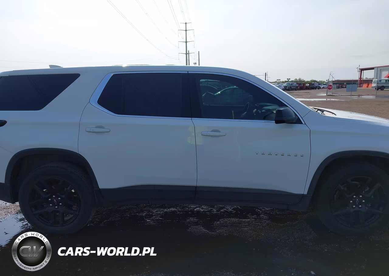 2022 Chevrolet Traverse Fwd Ls VIN:1GNERFKW9NJ139035 - 13