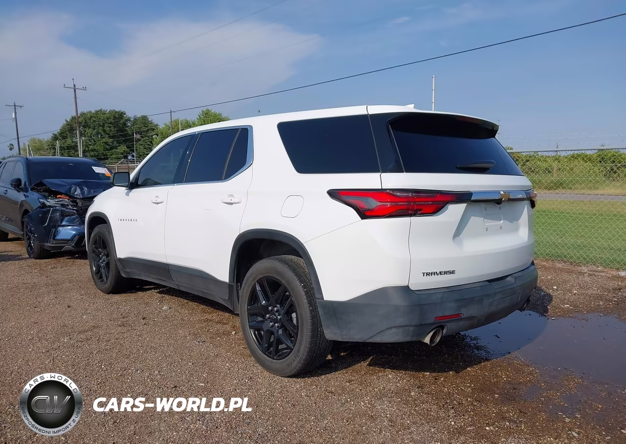2022 Chevrolet Traverse Fwd Ls VIN:1GNERFKW9NJ139035 - 3