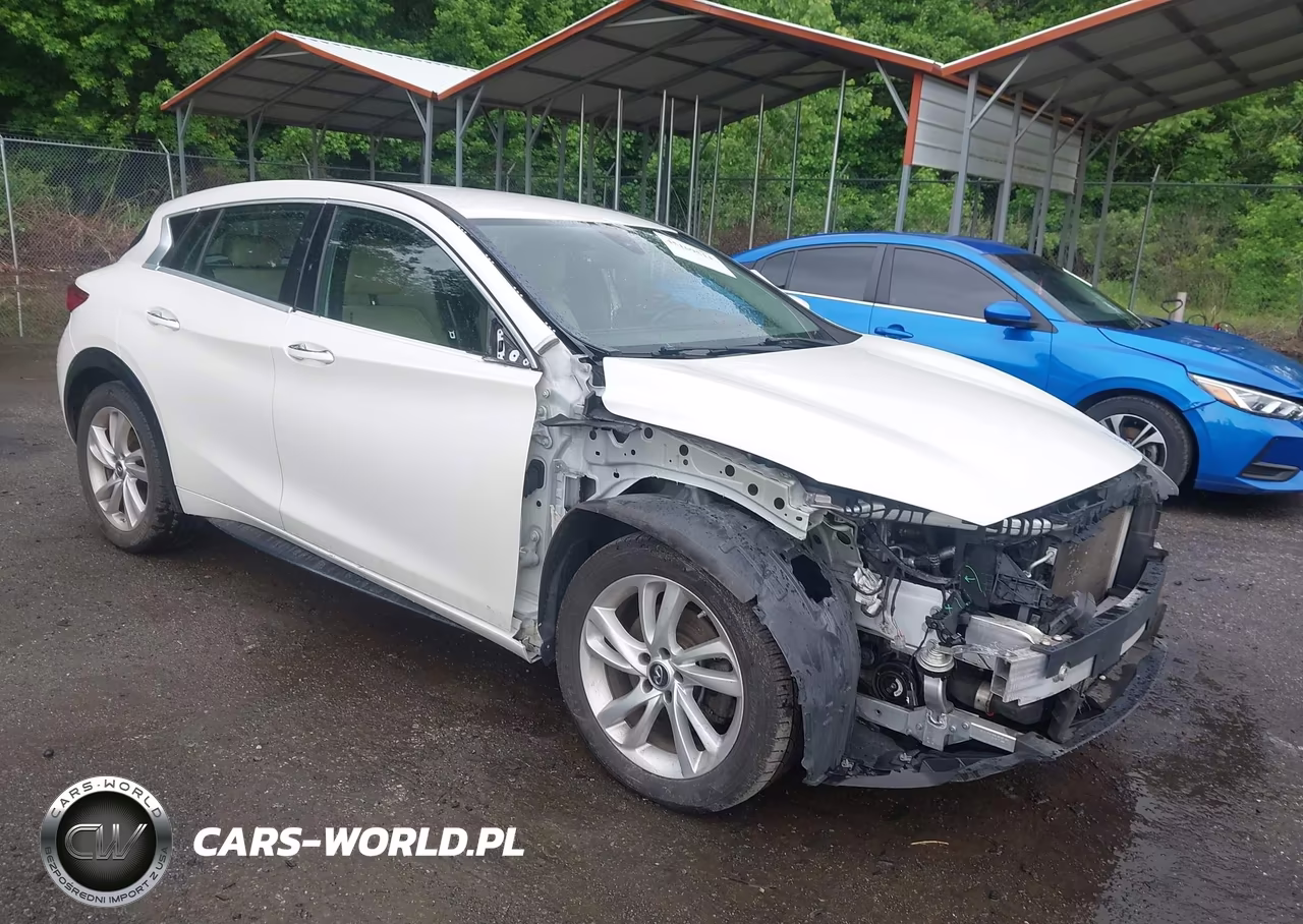 2017 Infiniti Qx30 Luxury – zdjęcie 1 z 20