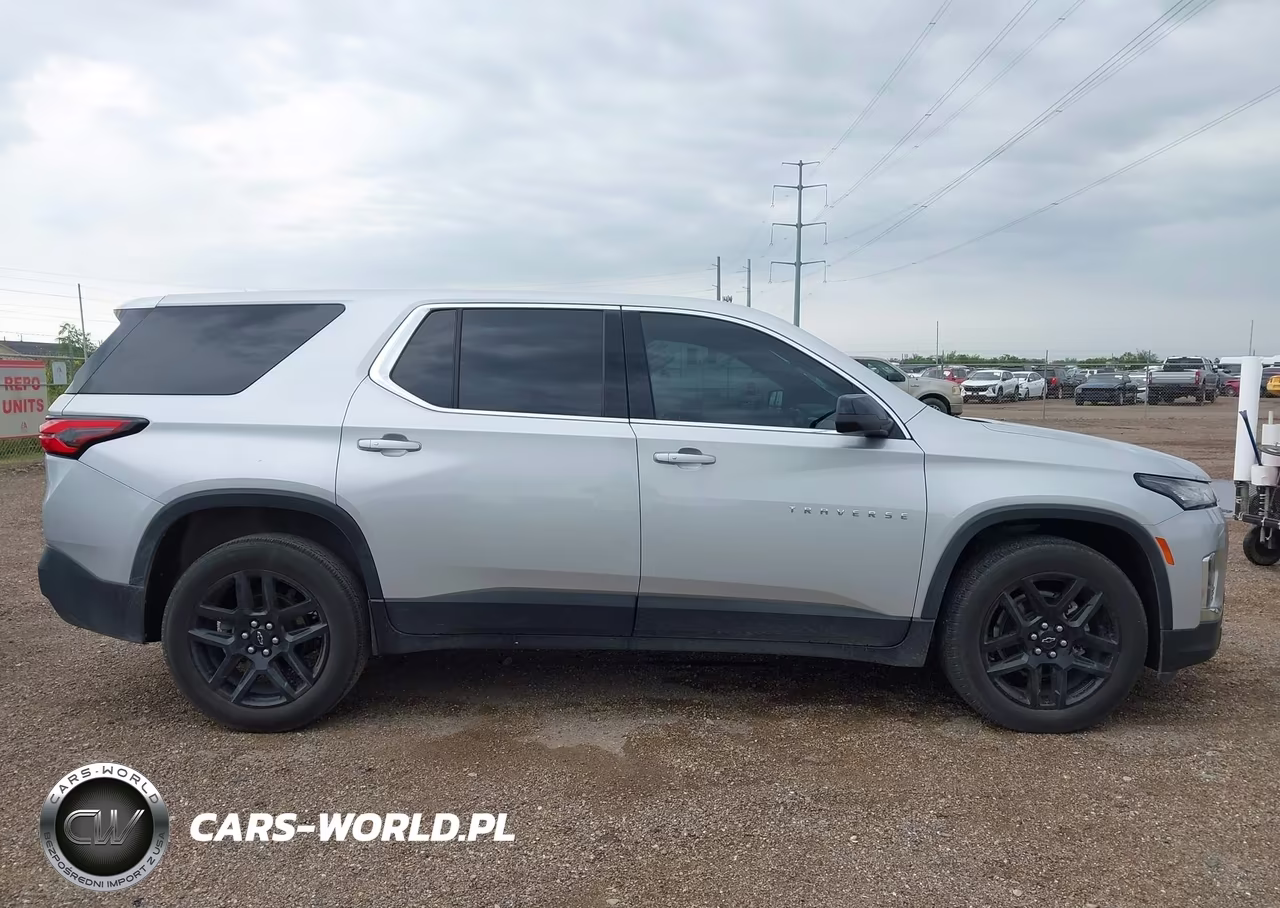 2022 Chevrolet Traverse Fwd Ls VIN:1GNERFKW9NJ138015 - 13
