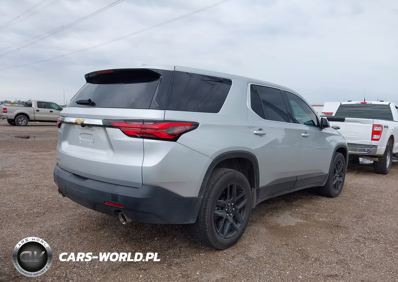 2022 Chevrolet Traverse Fwd Ls VIN:1GNERFKW9NJ138015 - 4