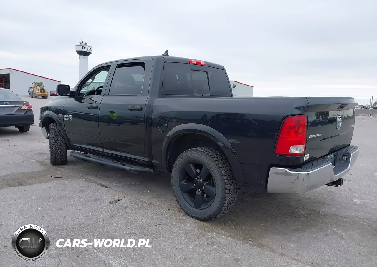 2015 Ram 1500 Outdoorsman VIN:1C6RR7LT1FS739023 - 3
