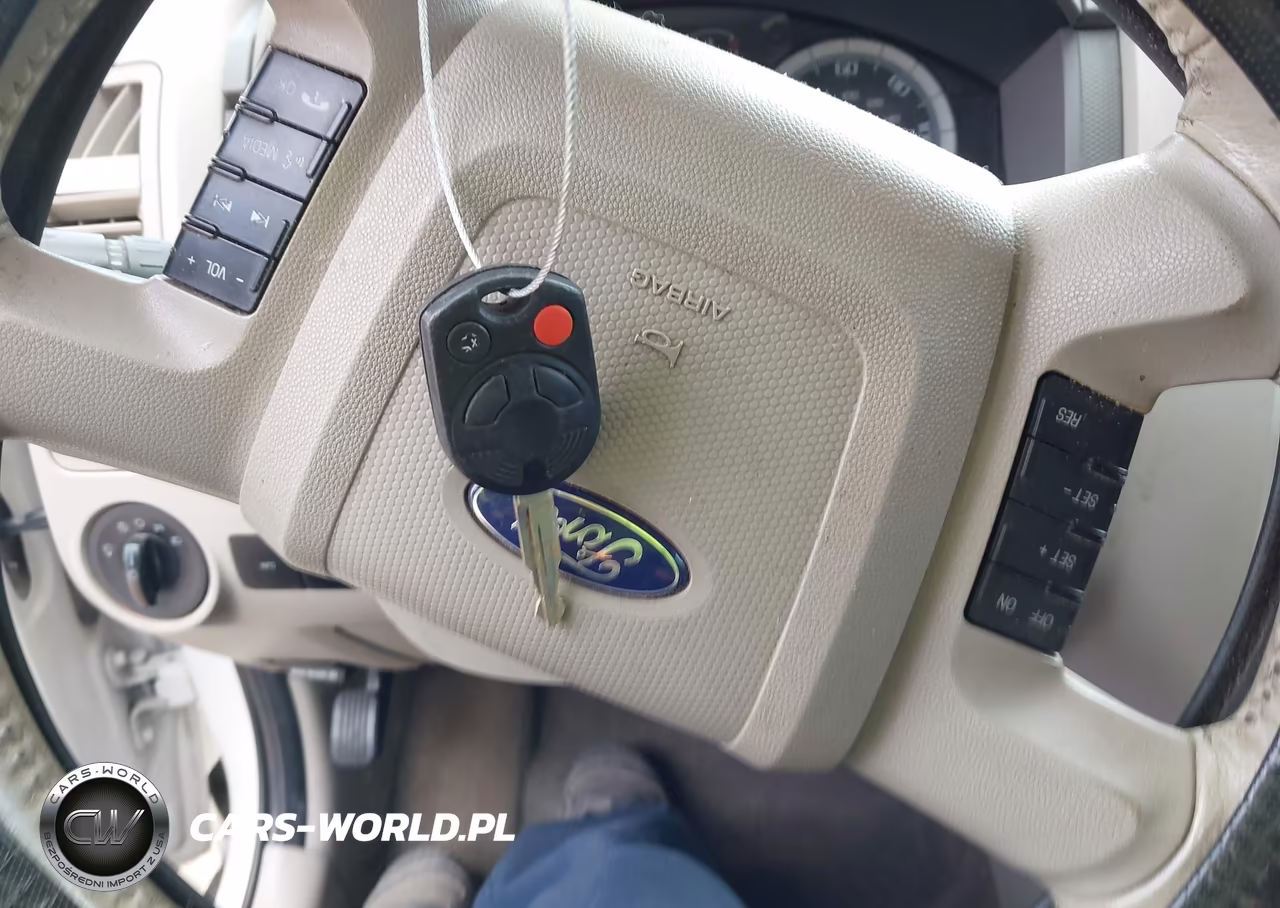 2010 Ford Escape Xlt VIN:1FMCU9D77AKA86132 - 11