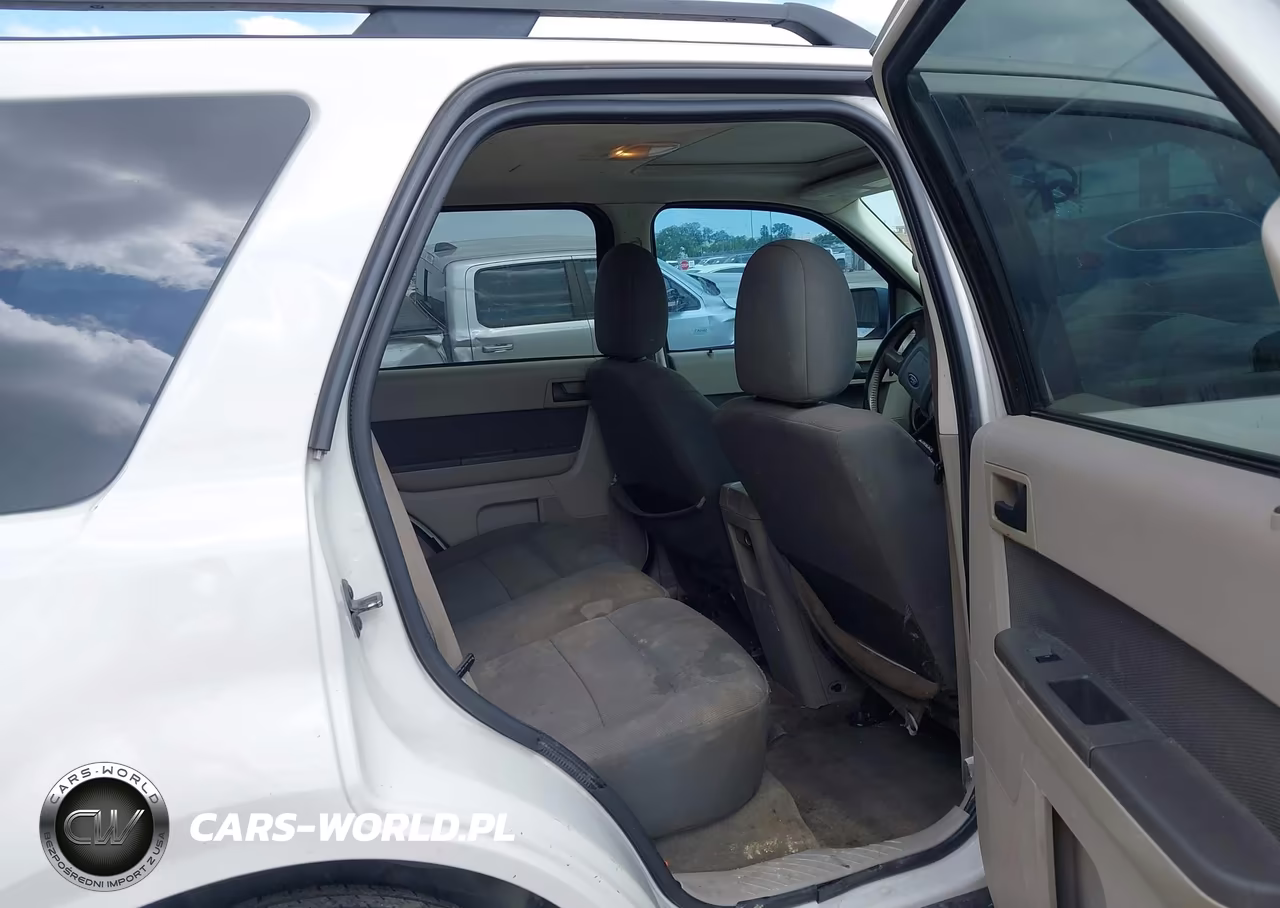 2010 Ford Escape Xlt VIN:1FMCU9D77AKA86132 - 8