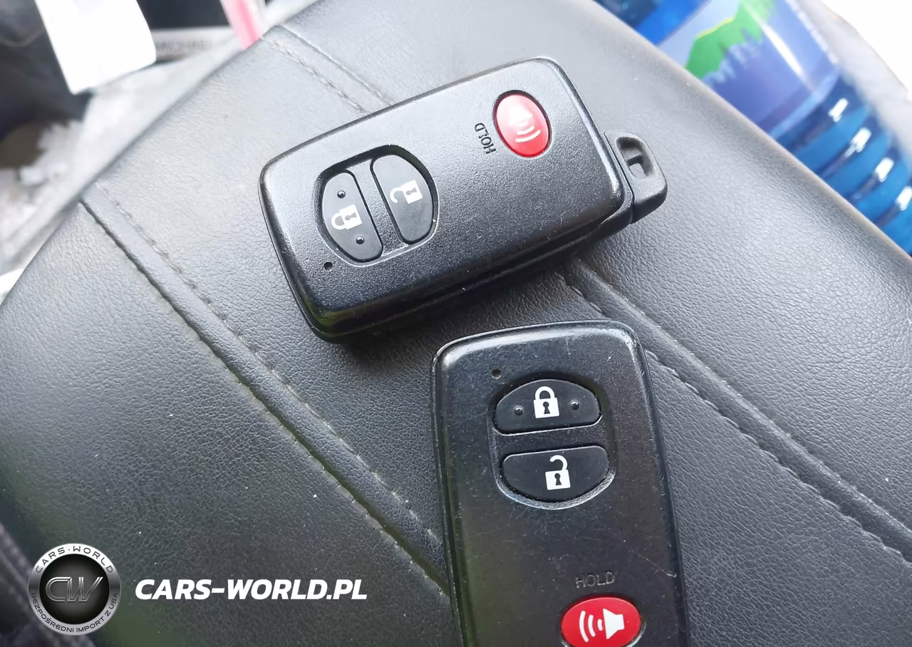 2014 Toyota Prius VIN:JTDKN3DU2E0369703 - 11