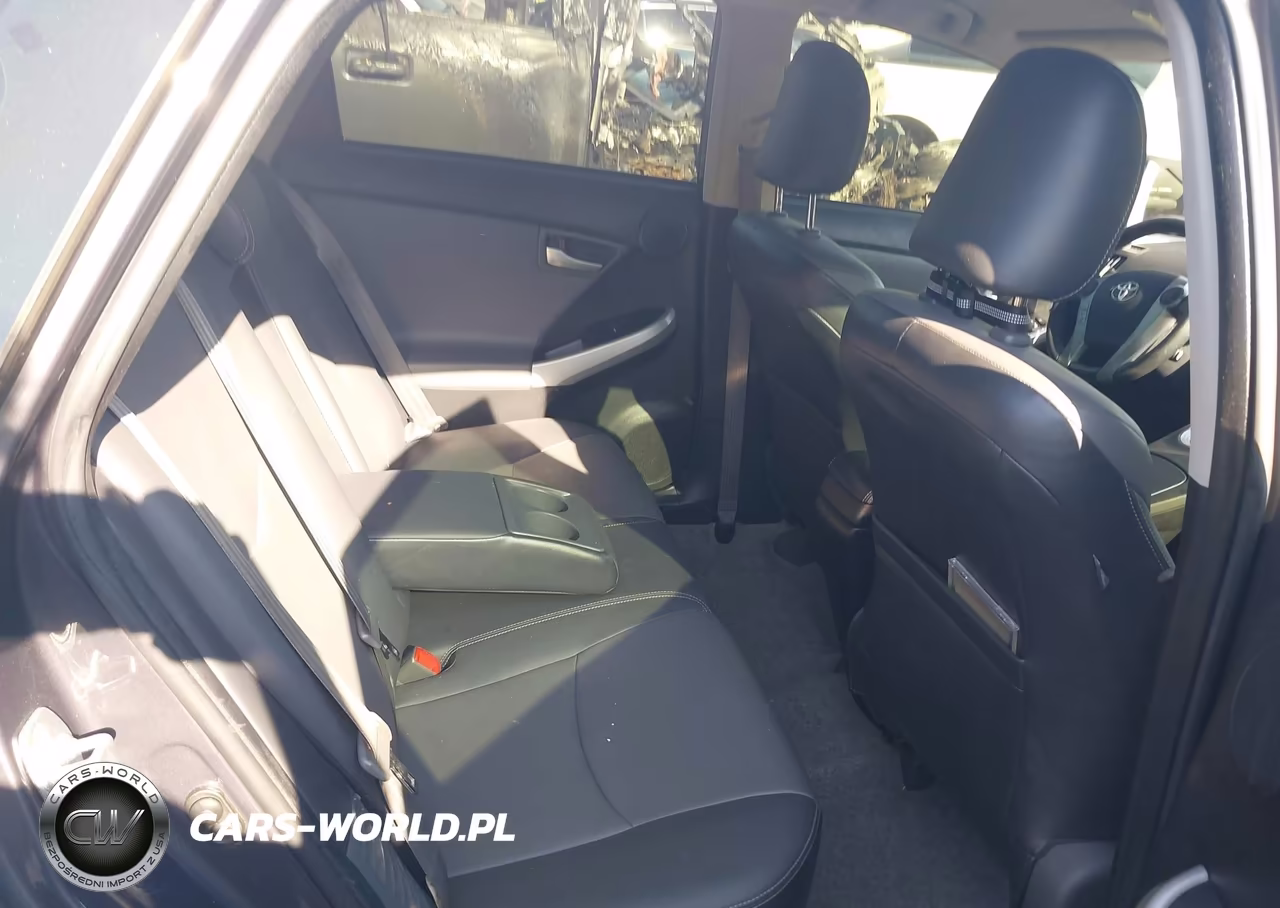 2014 Toyota Prius VIN:JTDKN3DU2E0369703 - 8