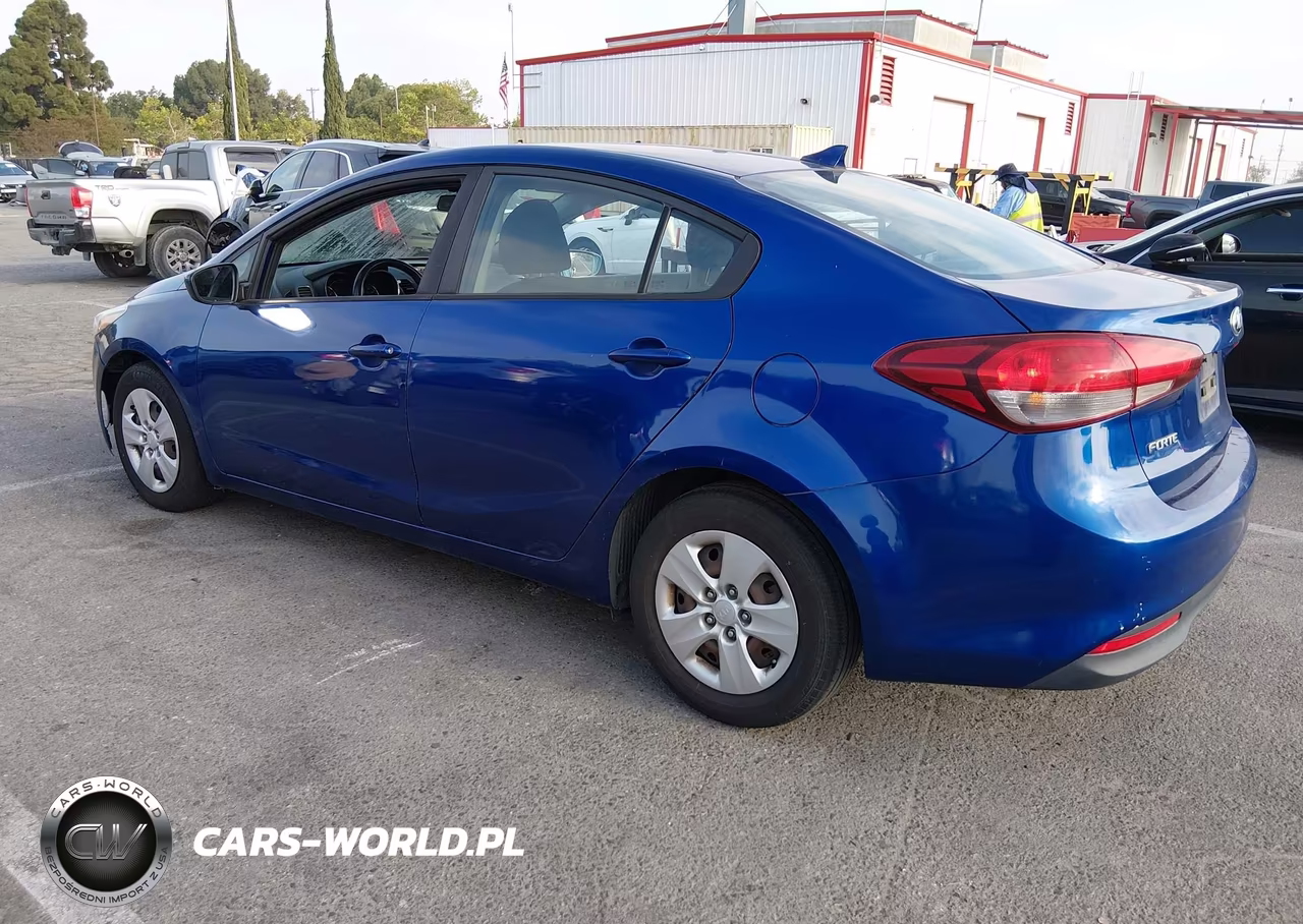 2017 Kia Forte Lx VIN:3KPFL4A76HE060372 - 3