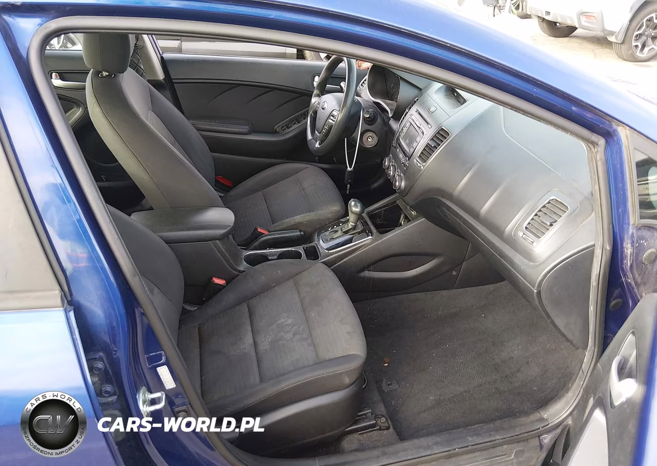 2017 Kia Forte Lx VIN:3KPFL4A76HE060372 - 5