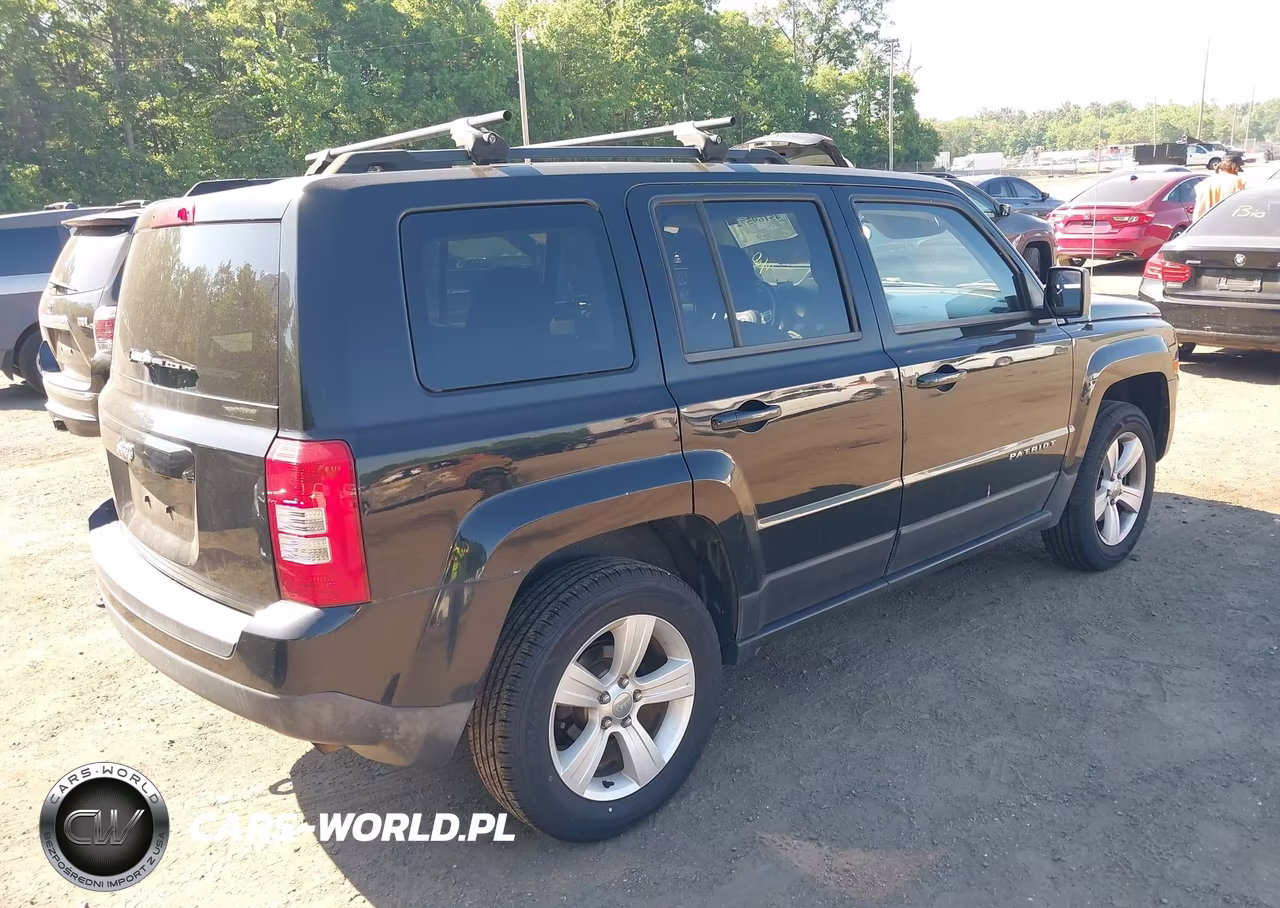2014 Jeep Patriot Sport VIN:1C4NJRBB0ED608526 - 4