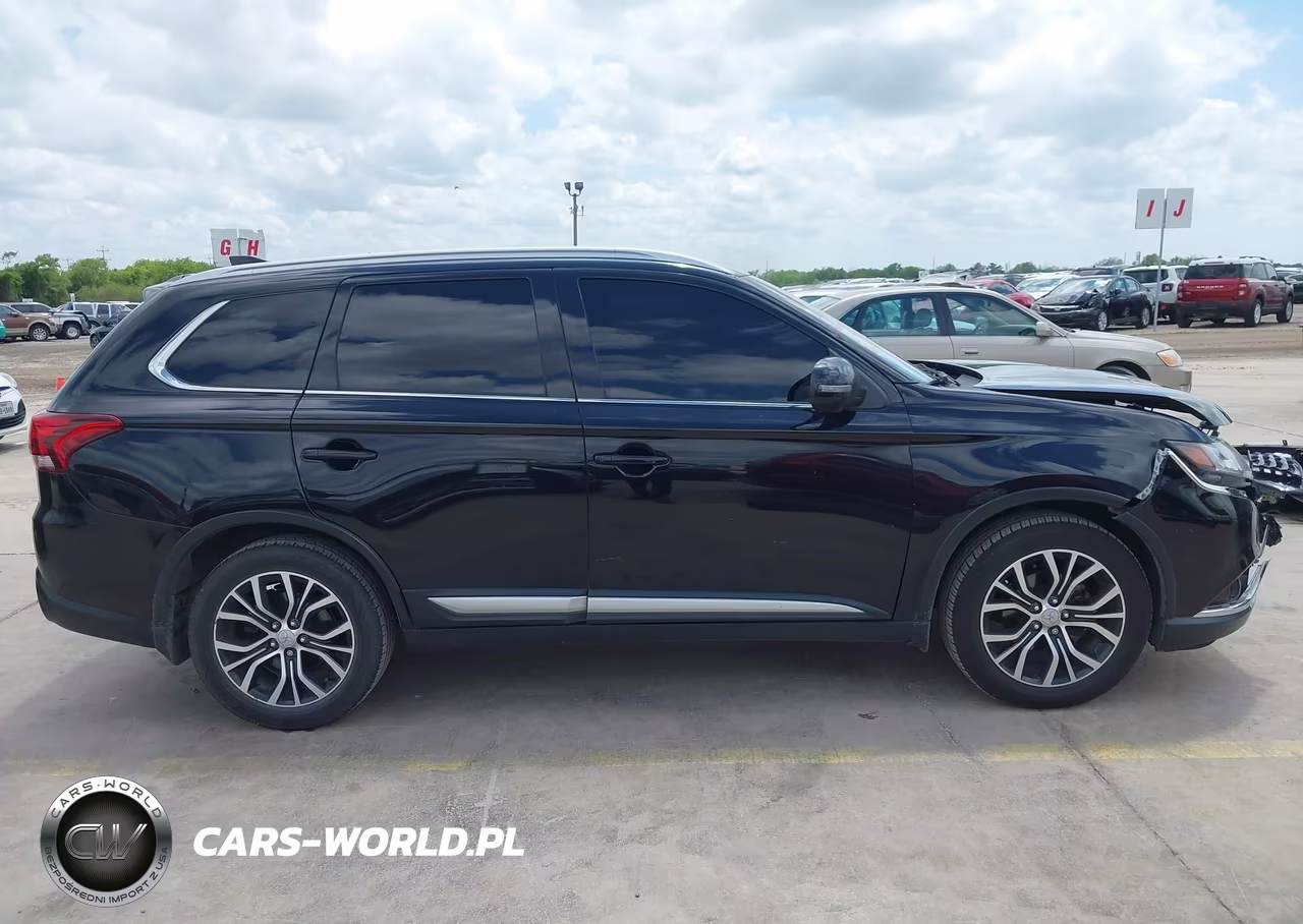 2018 Mitsubishi Outlander Sel VIN:JA4AD3A32JJ005774 - 13