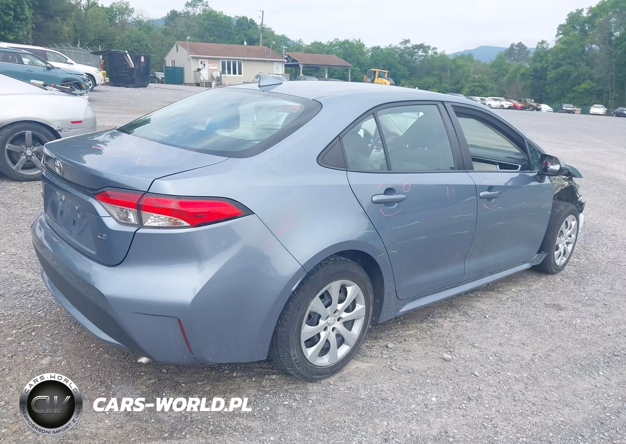 2021 Toyota Corolla Le VIN:5YFEPMAE6MP213954 - 4