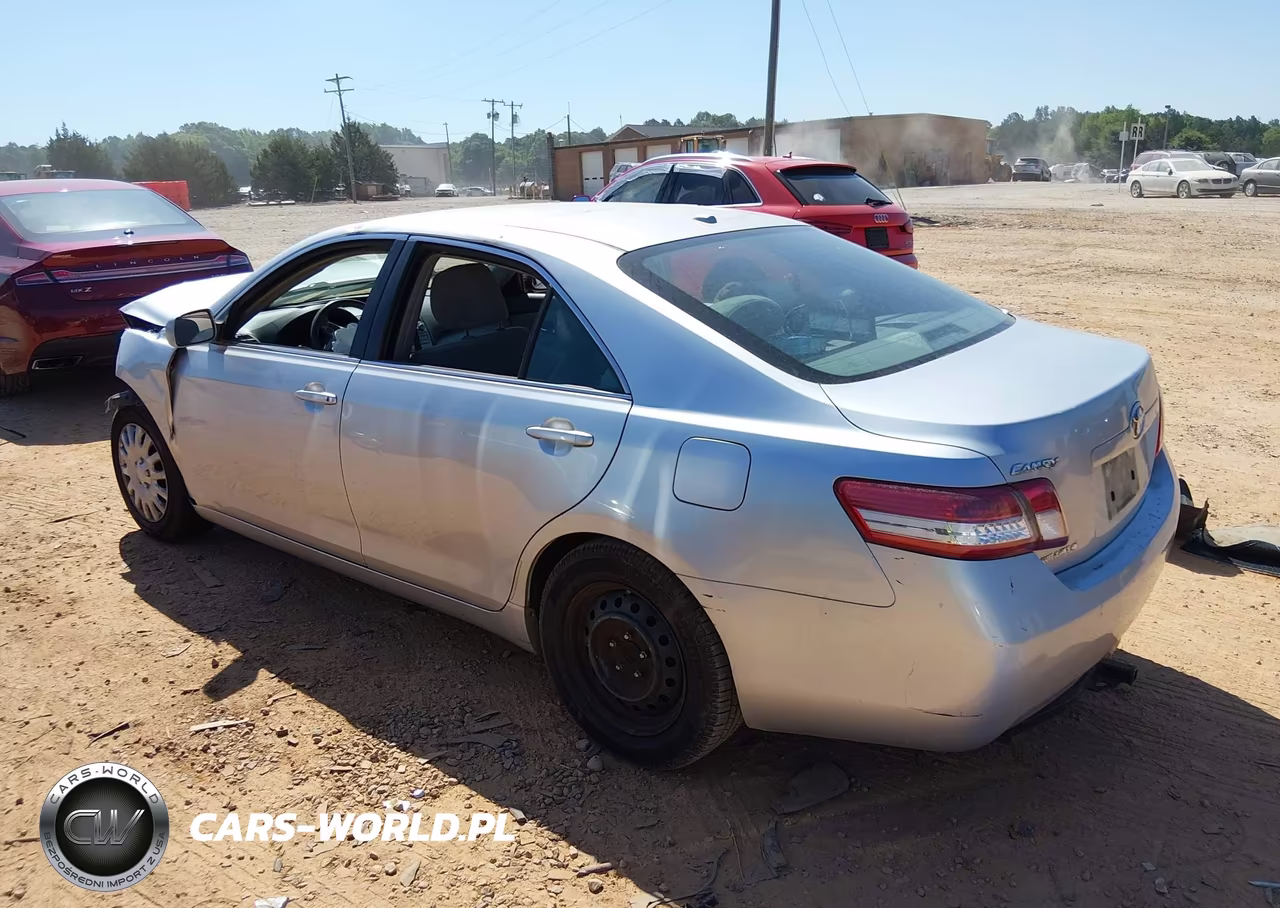 2010 Toyota Camry Le VIN:4T1BF3EK8AU062061 - 3