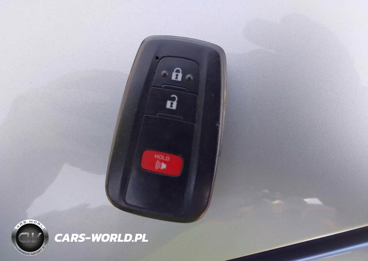 2019 Toyota Prius Le VIN:JTDKARFU9K3093641 - 11