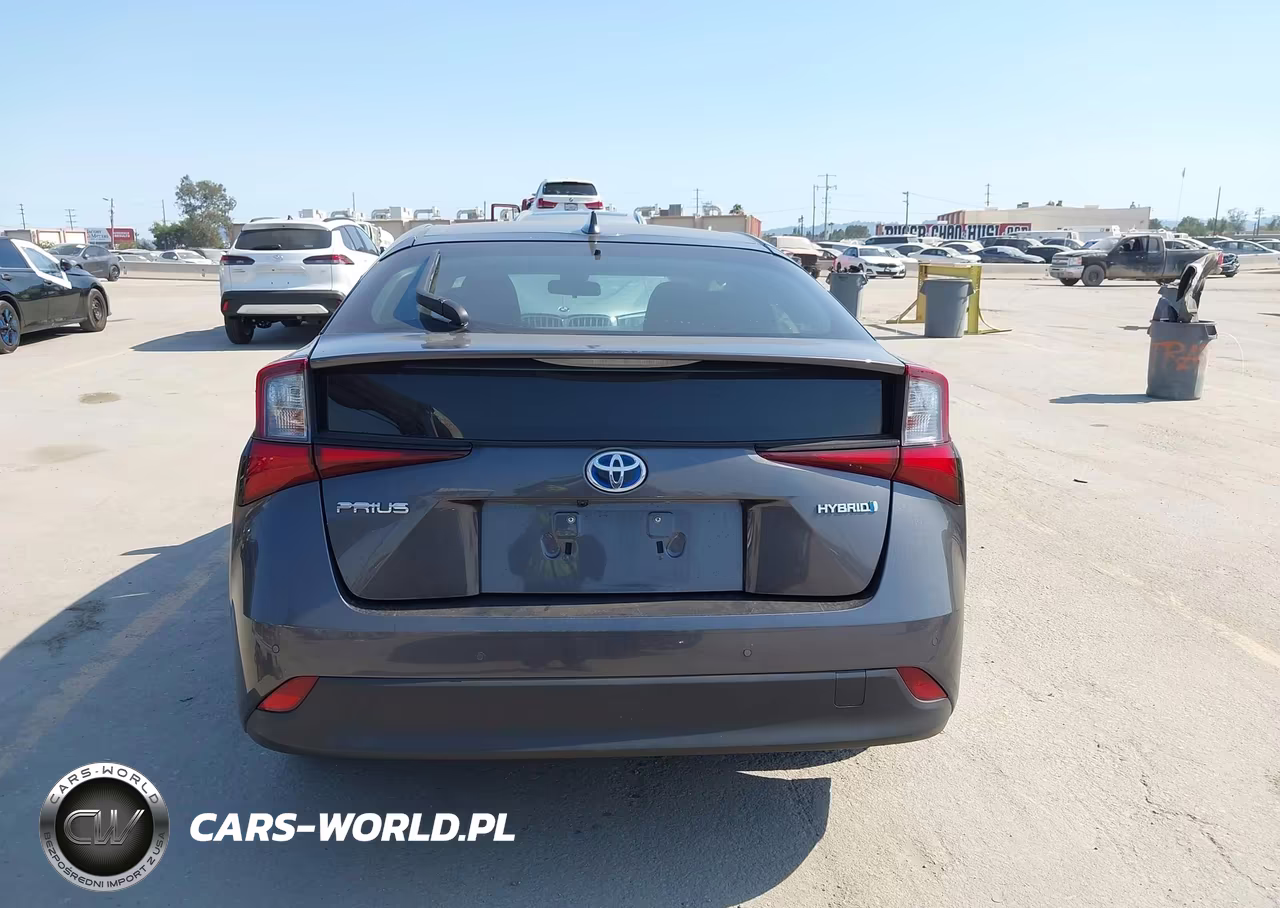 2019 Toyota Prius Le VIN:JTDKARFU9K3093641 - 16