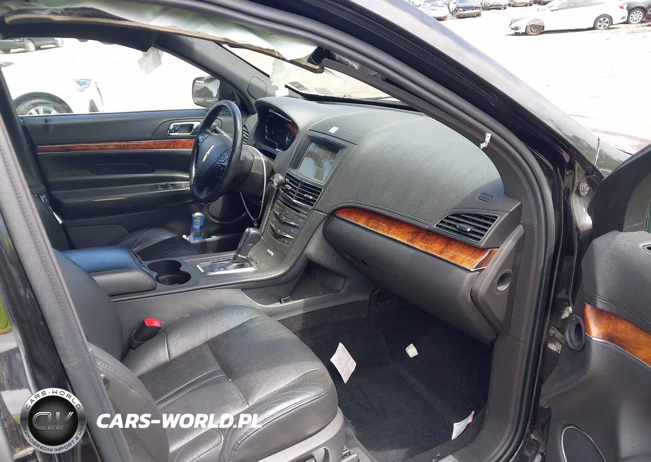 2019 Lincoln Mkt Livery VIN:2LMHJ5NK2KBL04407 - 5