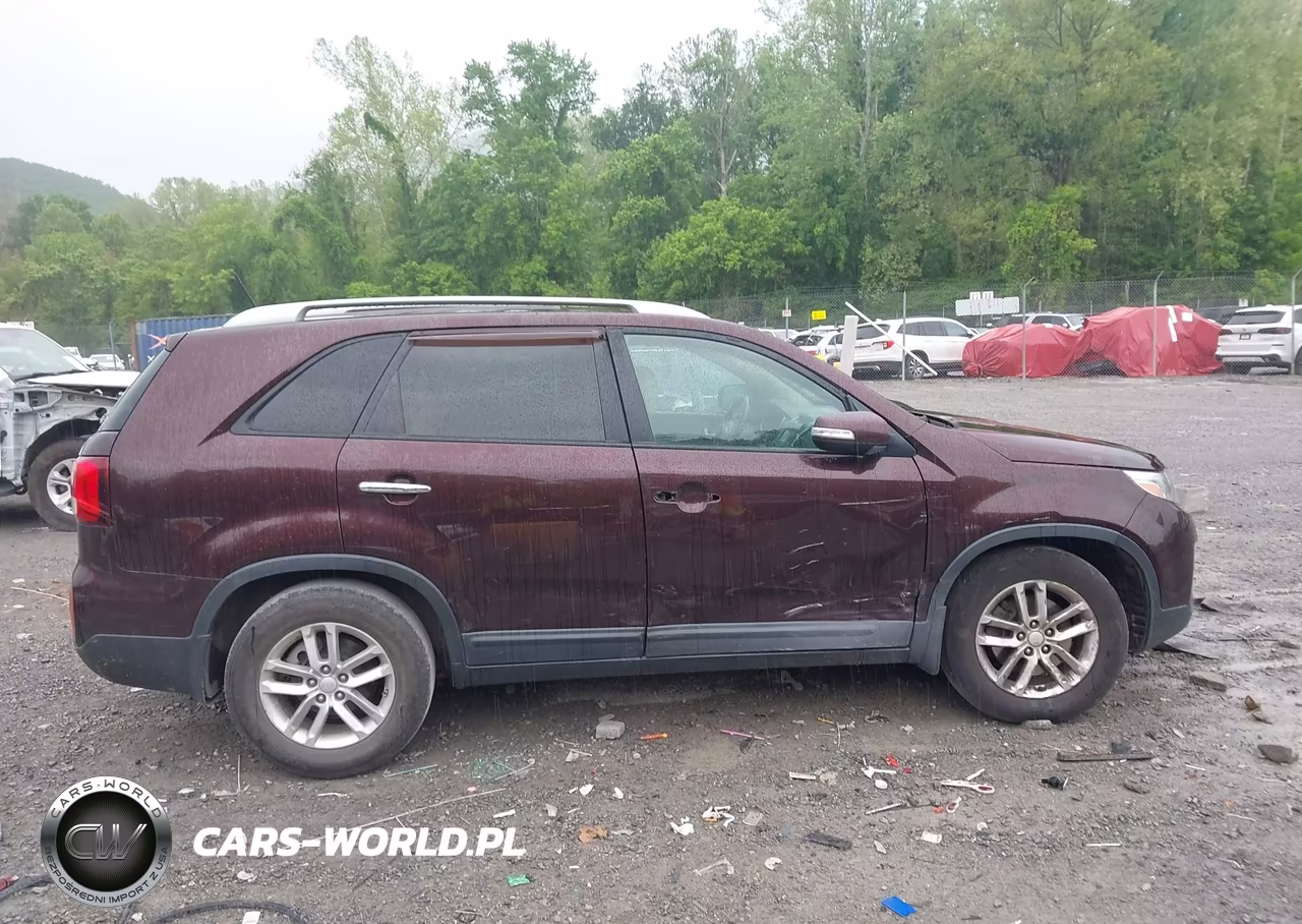 2015 Kia Sorento Lx VIN:5XYKT3A6XFG653779 - 13