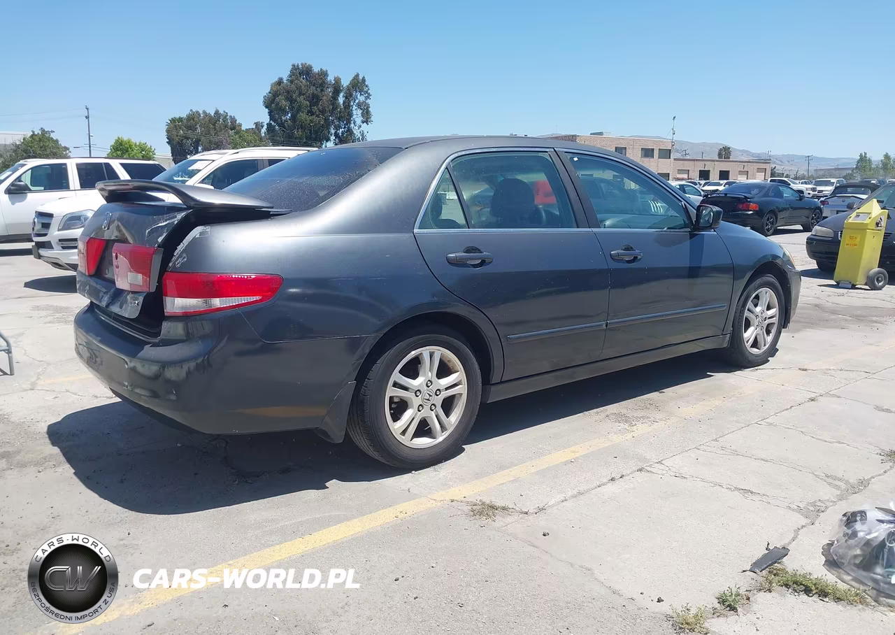 2005 Honda Accord 2.4 Ex VIN:JHMCM56755C003080 - 4