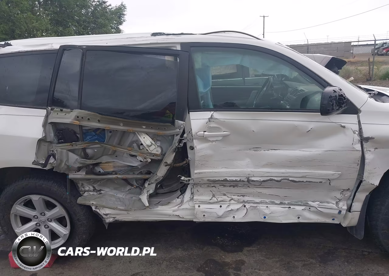 2010 Toyota Highlander Base V6 VIN:5TDBK3EH5AS034873 - 6