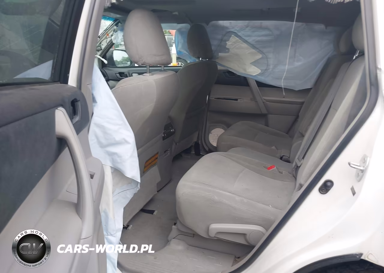 2010 Toyota Highlander Base V6 VIN:5TDBK3EH5AS034873 - 8
