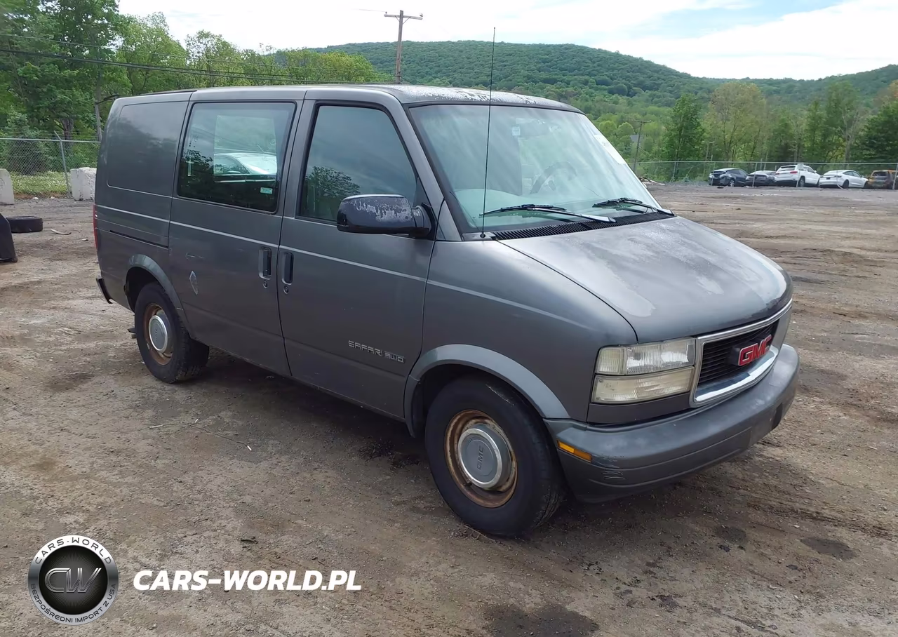1999 GMC Safari Standard